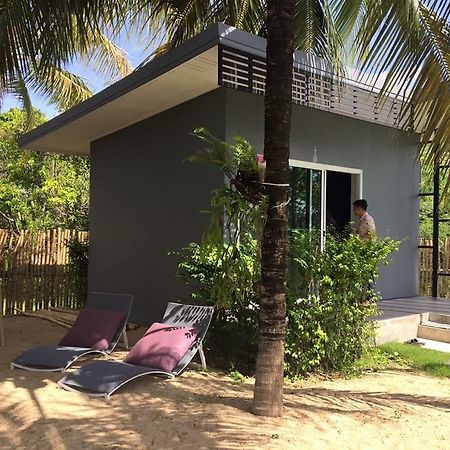 Coco Coozy Apartment Kanchanaburi Exterior foto
