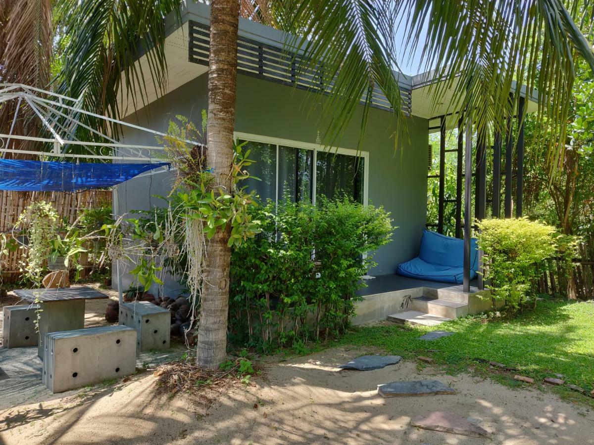 Coco Coozy Apartment Kanchanaburi Exterior foto